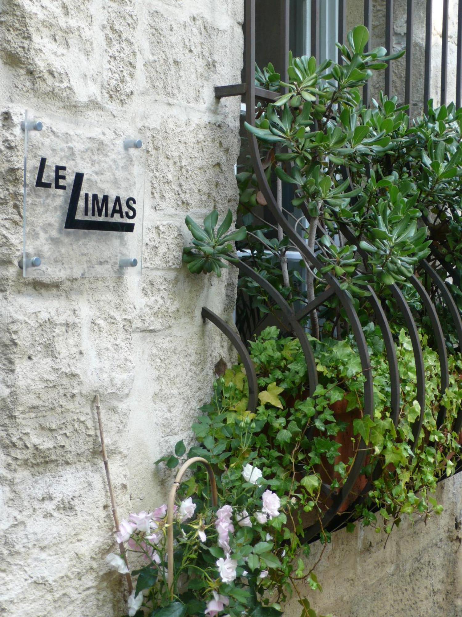 Le Limas Bed & Breakfast Avignon Exterior photo